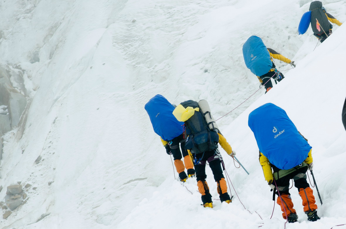  p>厦门大学登山协会成立于2002年3月16日,是中国南方首家高校登山