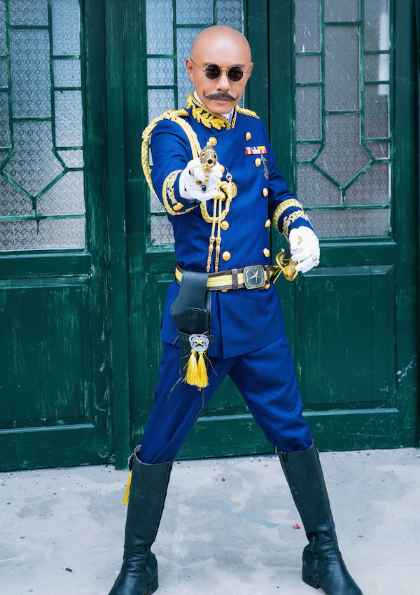  p>《大帅哥》是香港电视广播有限公司拍摄制作的民国喜剧,由徐正康