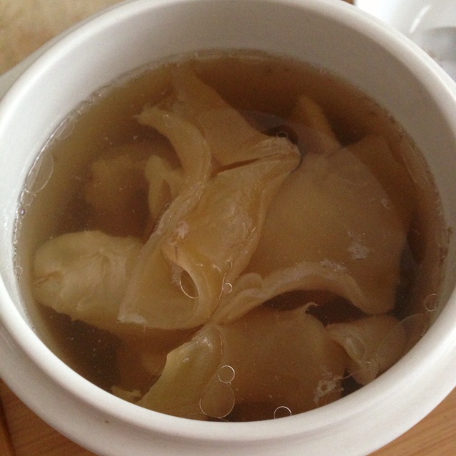 花胶瑶柱炖瘦肉