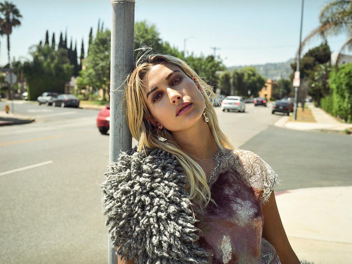  p>海莉·比伯(hailey bieber),原名海莉·鲍德温(hailey baldwin)