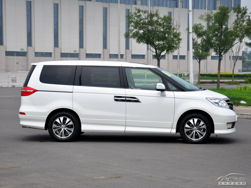  p>本田艾力绅 是 a href="#" data-lemmaid="2051632">东风本田 /a>