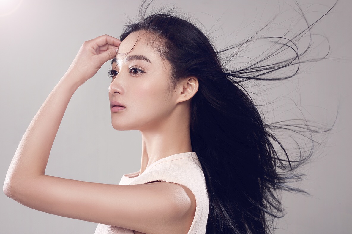  p>孙嘉璐,1996年9月19日出生于山东省烟台市,中国内地女演员,毕业于 