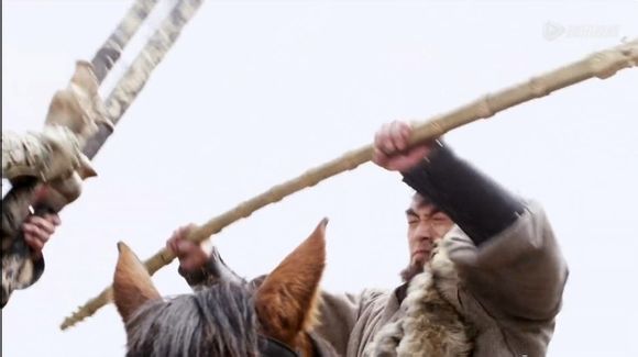  p>雄阔海,是隋唐系列小说中的角色,隋唐第四猛将,外号紫面天王.