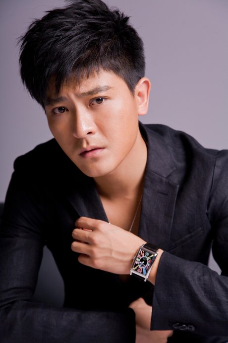  p>杨铮,1984年2月2日出生于北京,中国内地男演员,毕业于 a target="