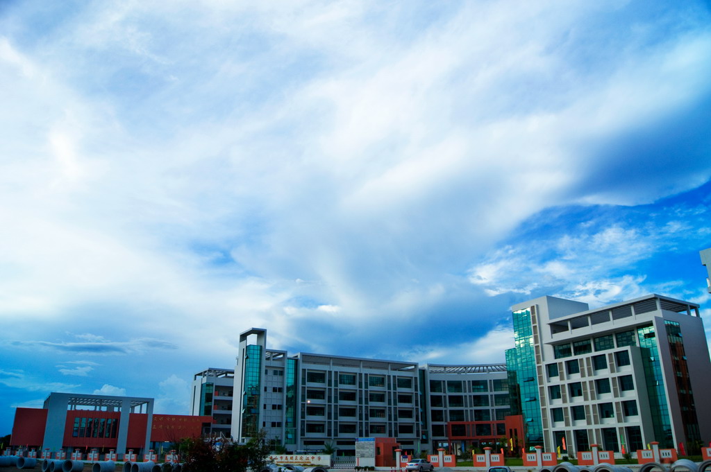 佛山市高明区沧江中学