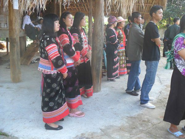  p>克钦族是 a href="#" data-lemmaid="205923">缅甸 /a>的第六大