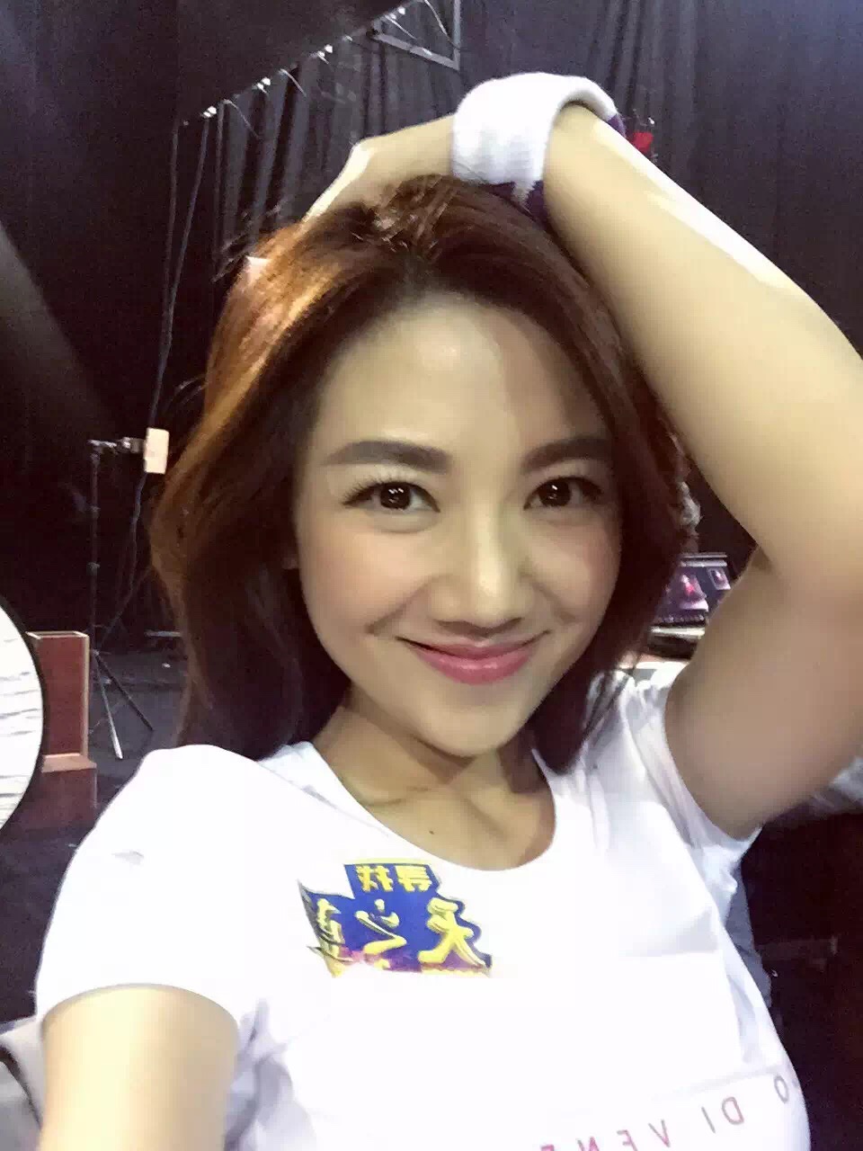 张亚群,1982年11月15日出生于 a target="_blank" href="/item/安徽