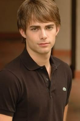 jonathan bennett) /i>,1981年6月10日在美国美国俄亥俄州rossford