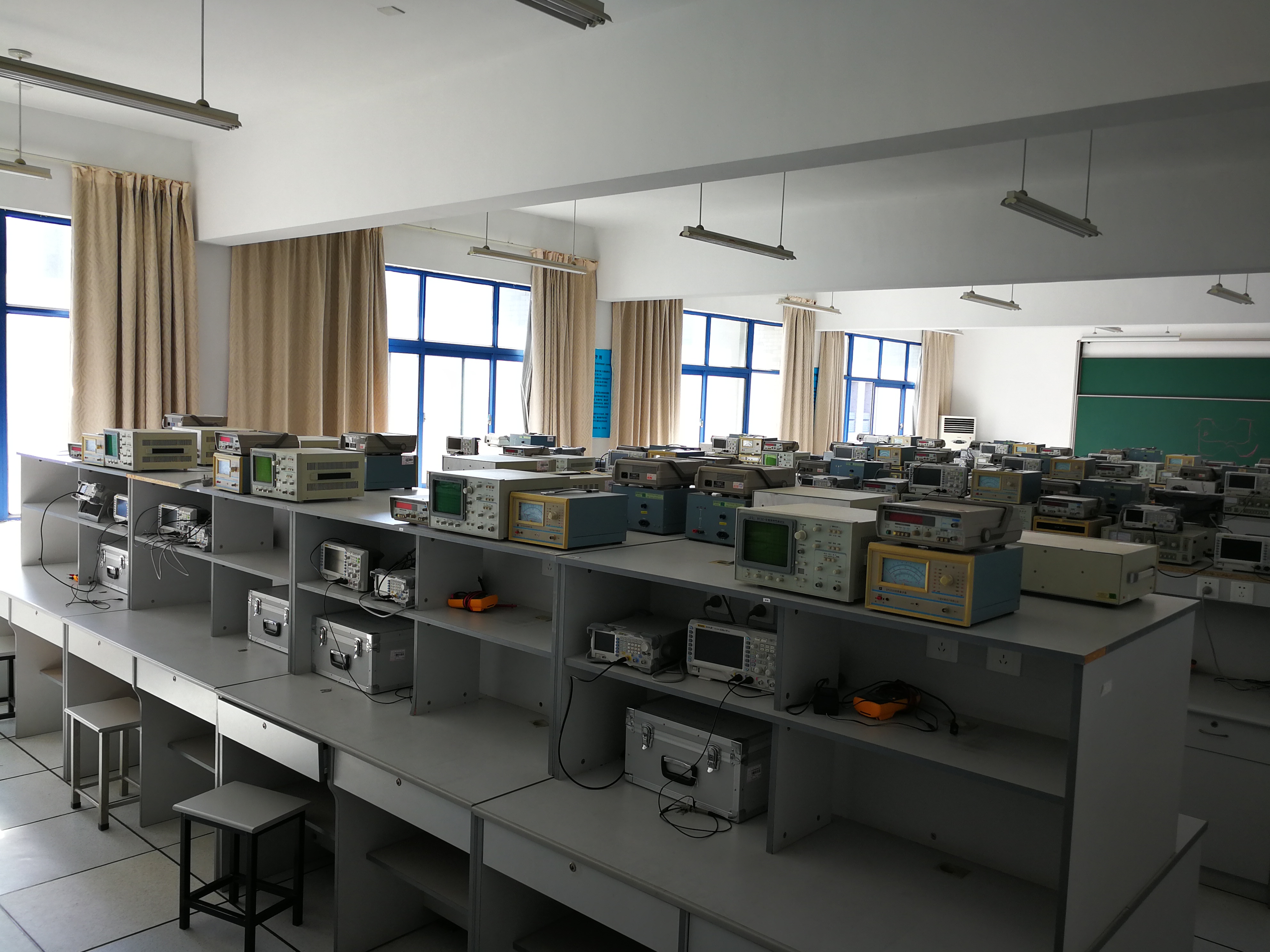 河海大学计算机及信息工程学院