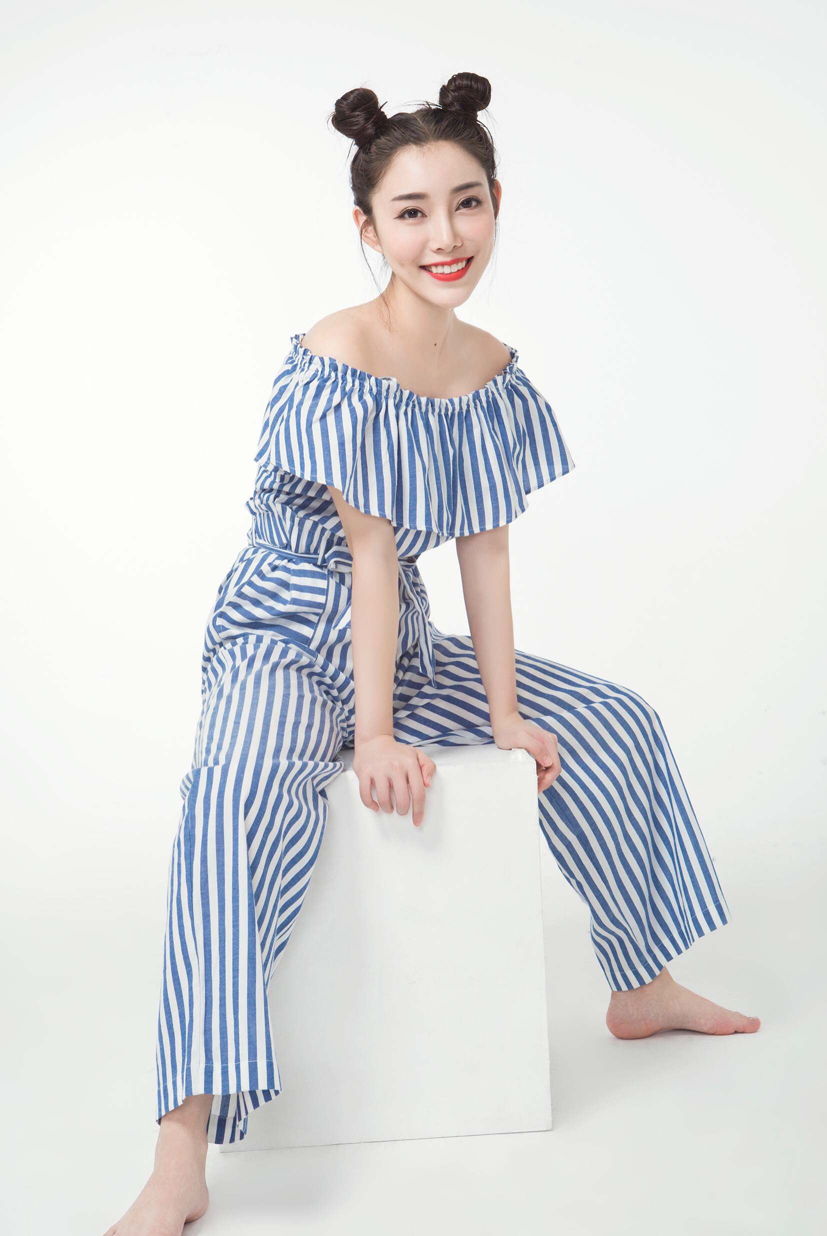  p>王子唯,1996年11月2日出生于吉林省吉林市,毕