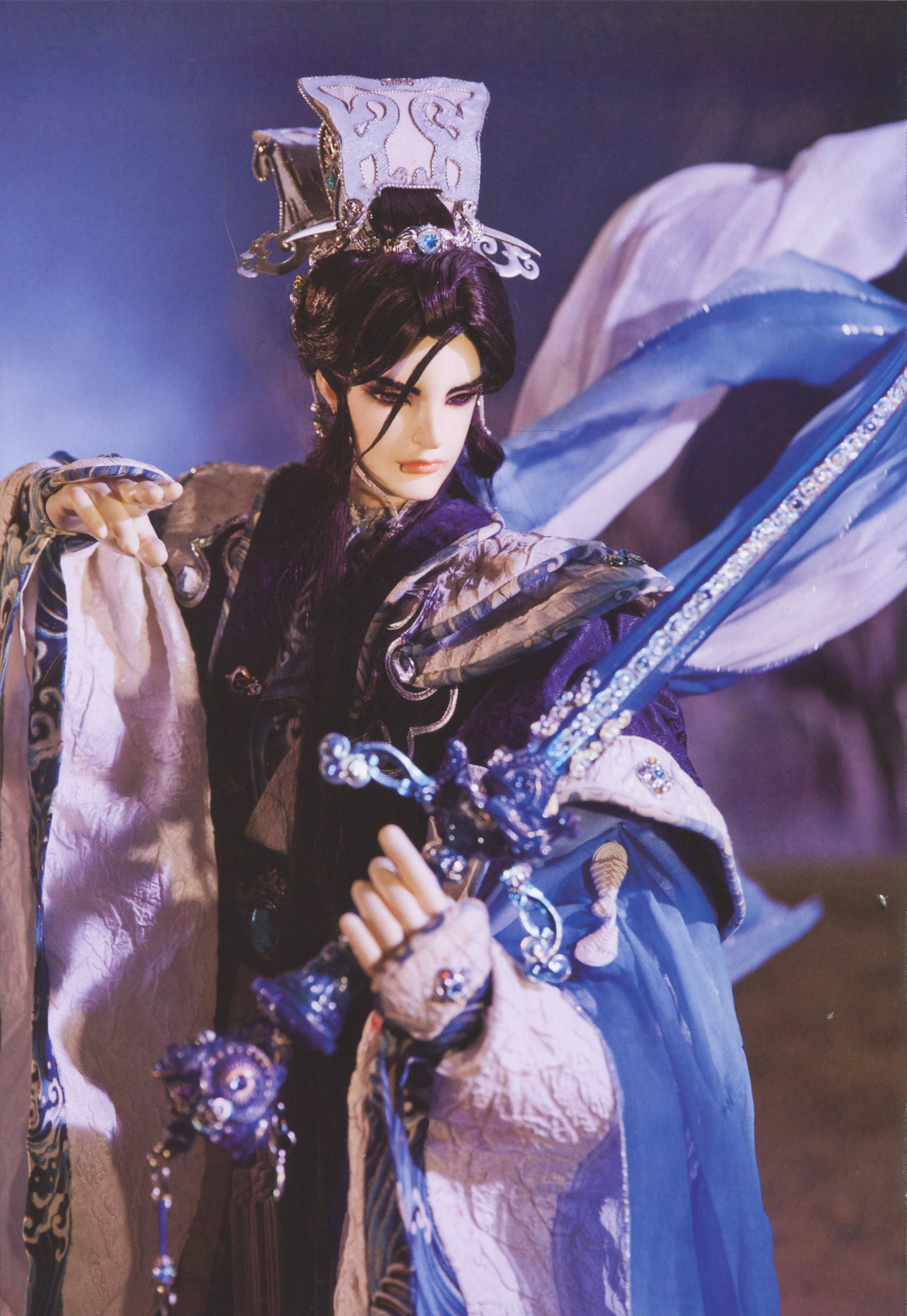  p>天迹,男,是《 a target="_blank" href="/item/霹雳布袋戏/155118"