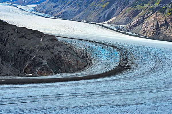  p>冰碛(moraine),在 a href="#">冰川堆积作用 /a>过程中,所挟带和