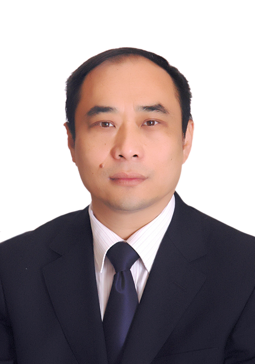  p data-id="gnwwl4kqbz">郭庆,男,1959年出生,籍贯江苏省如皋市,大专