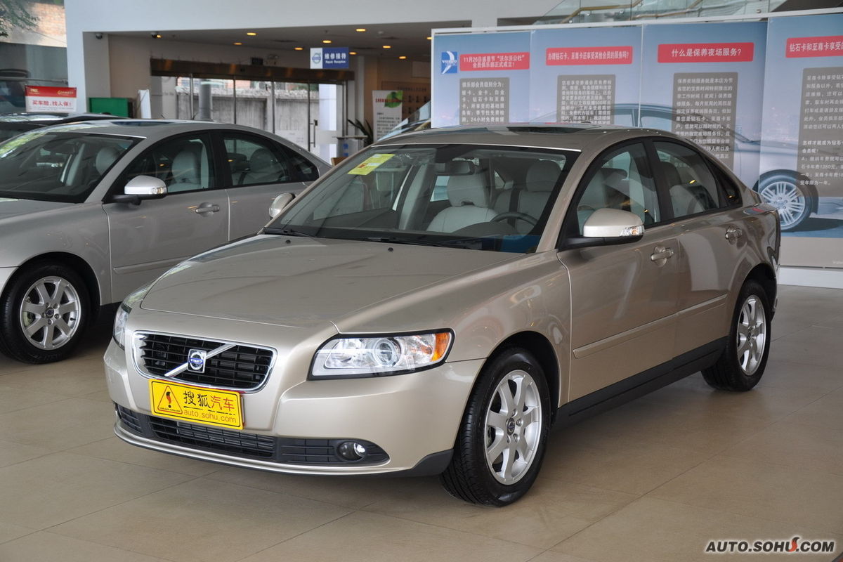 沃尔沃s40