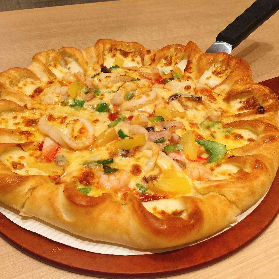 必胜客海鲜至尊披萨