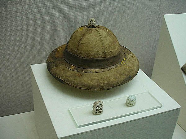 元军头盔