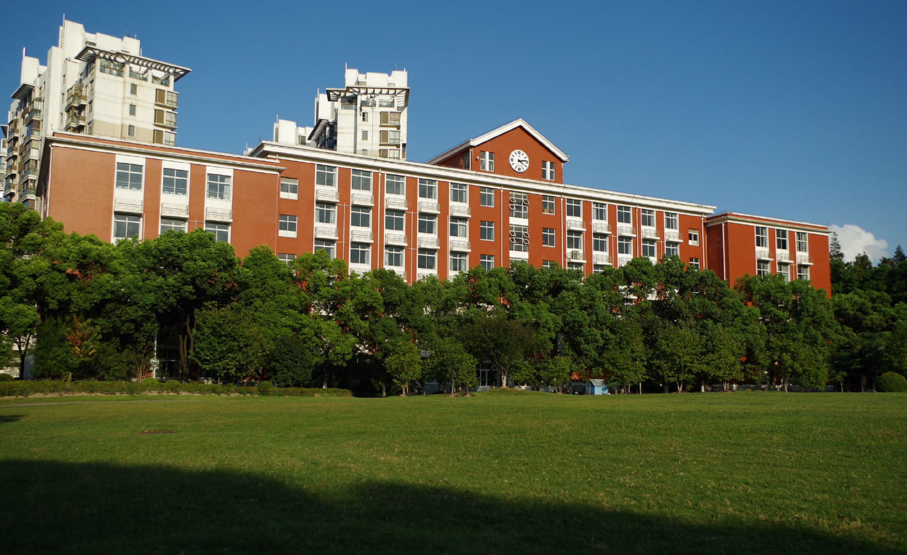 上海大学
