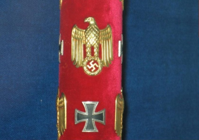 罗马军团的高贵传统一直传到纳粹的第三帝国.随着传