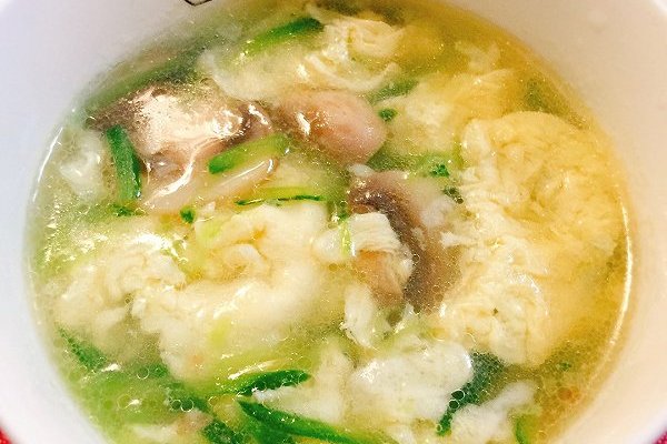 鸡蛋蘑菇汤