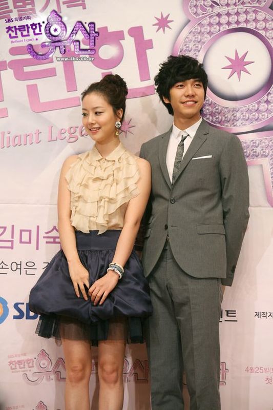  p>《灿烂的遗产》由 a href="#">韩国sbs电视台 /a>出品,导演为 a