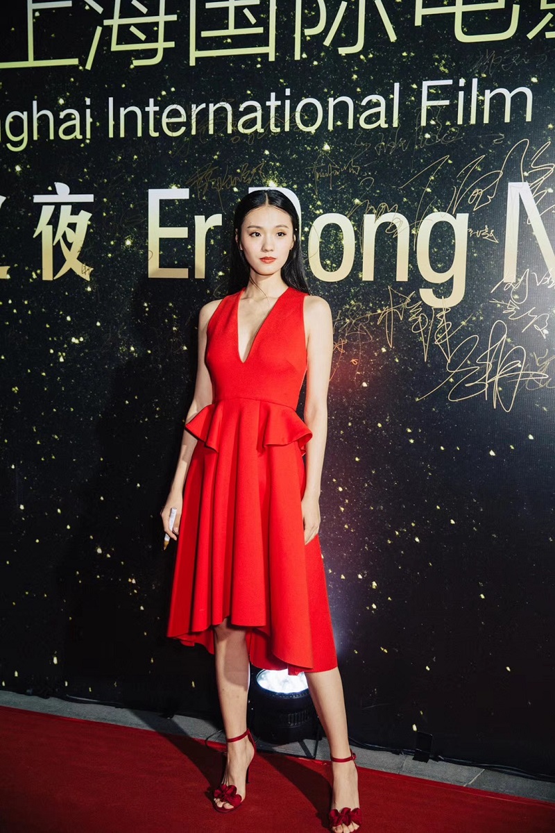  p data-id="gnapu65d8g">吴了了,女,中国内地女演员.