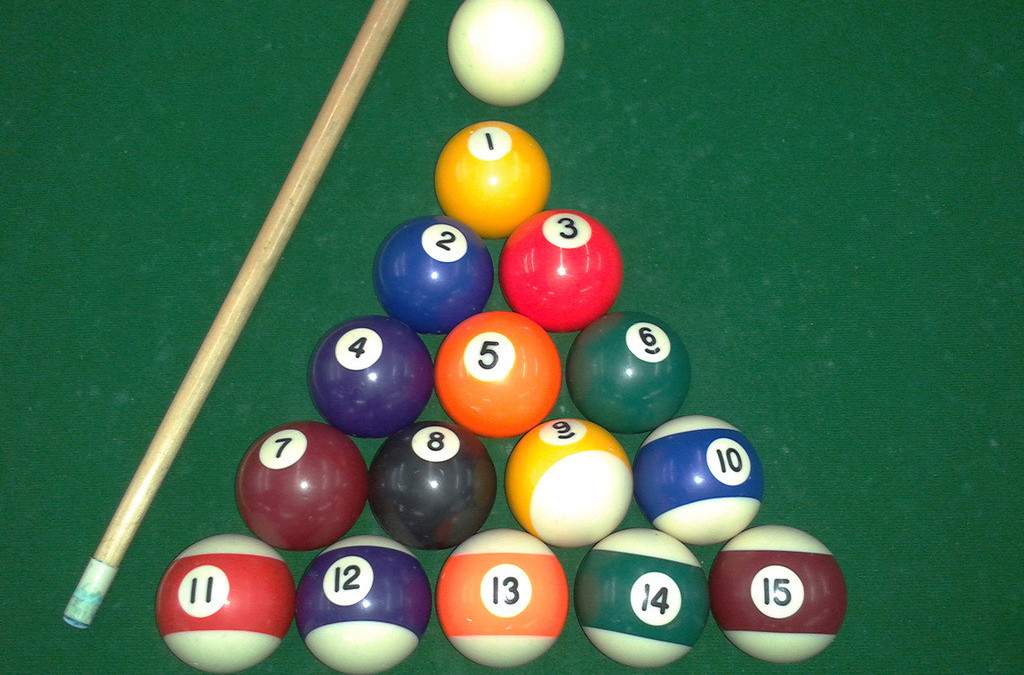  p>美式台球又称美式普尔(也有称鲁尔球),是台式台球的一个重要流派