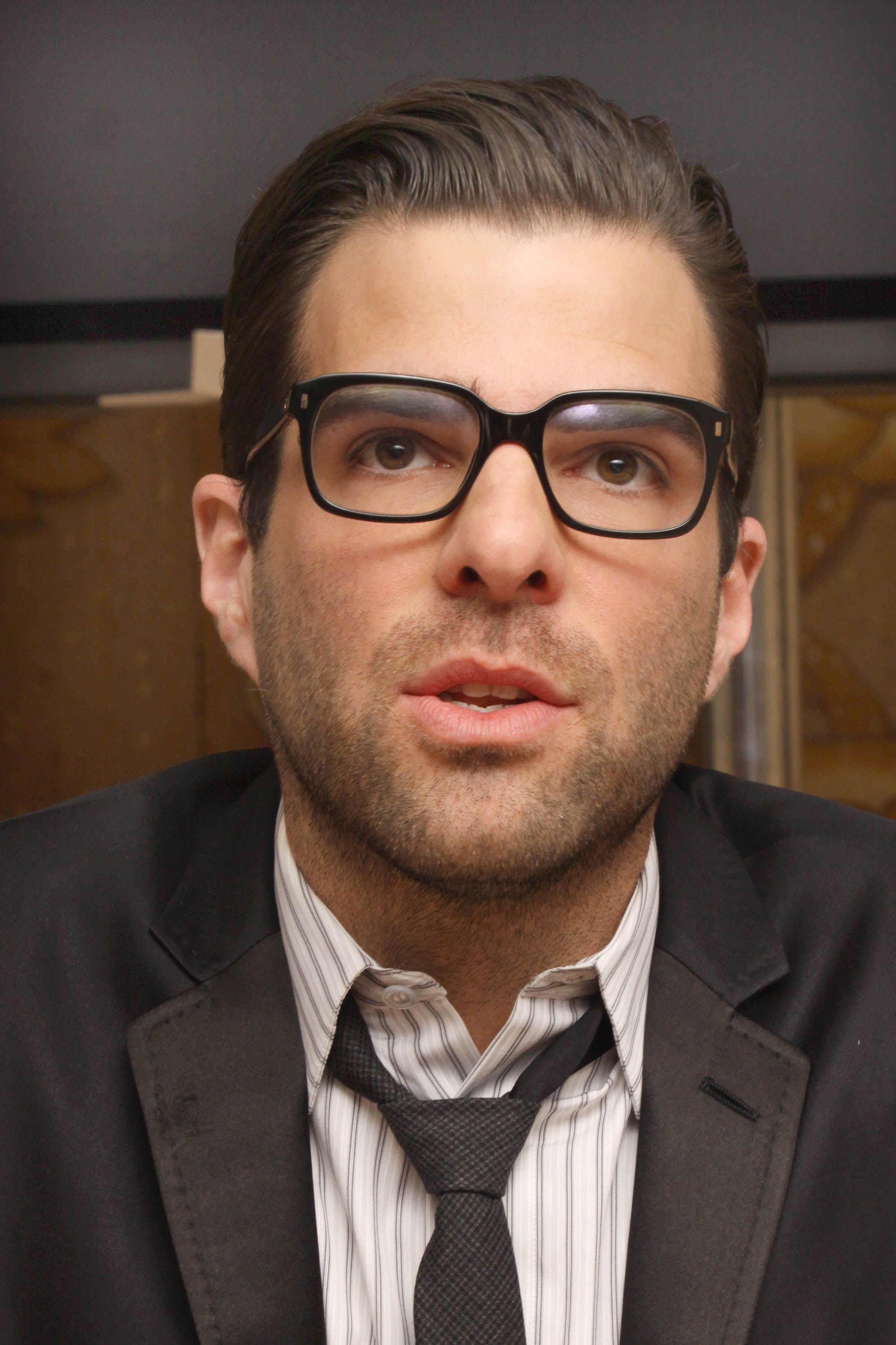  p>扎克瑞·昆图(zachary quinto),1977年6月2日出生于美国宾夕法尼亚