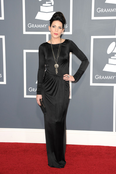  p>斯盖拉·格蕾(skylar grey),1986年2月23日出生于美国 a target="