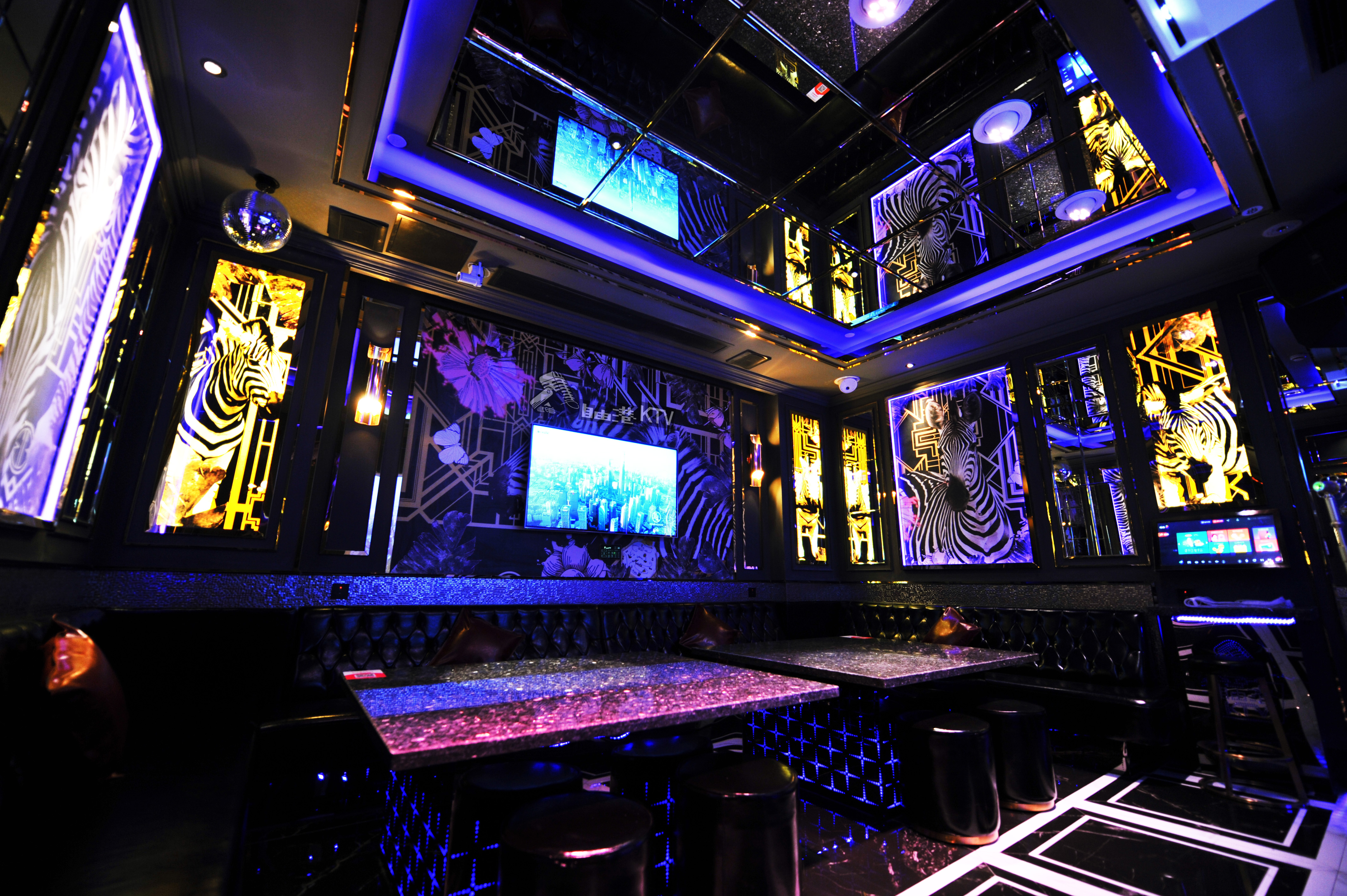 自由港量贩式ktv