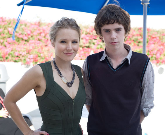  p>弗莱迪·海默(freddie highmore),1992年2月14日出生于英国伦敦