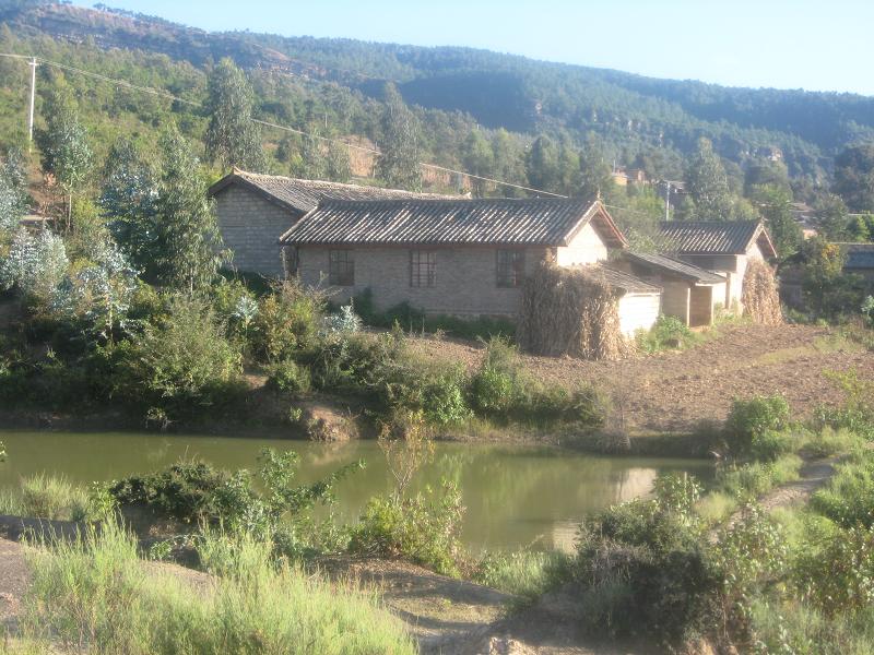  p data-id="gn6rpvv2av">该行政村隶属武定县万德乡,地处万德乡东边