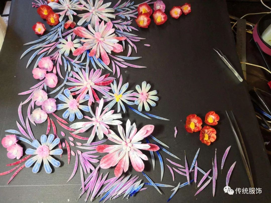 “绒花”与“绒鸟”：早就在你懵懂的童年里留下过姓名_百科TA说