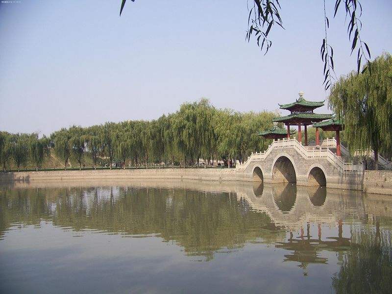 濮阳市新蕾公园