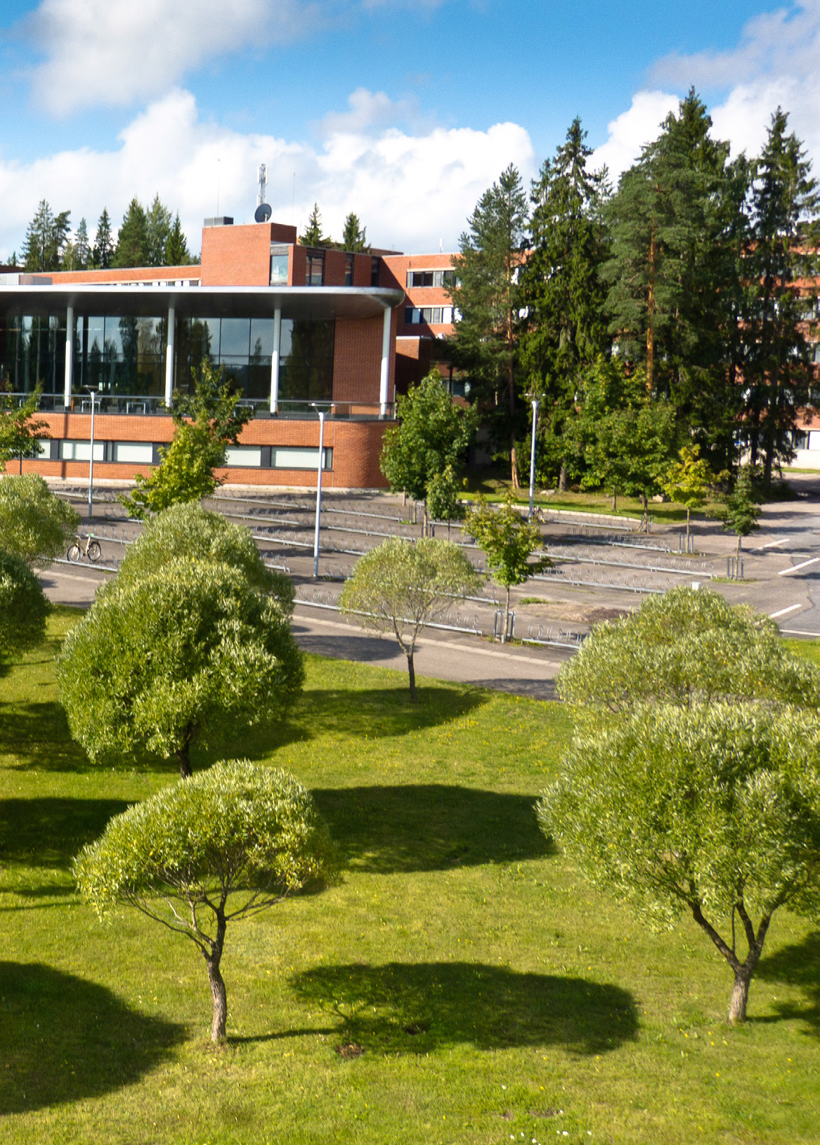  p> a target="_blank" href="/item/拉彭兰塔工业大学/23596718"