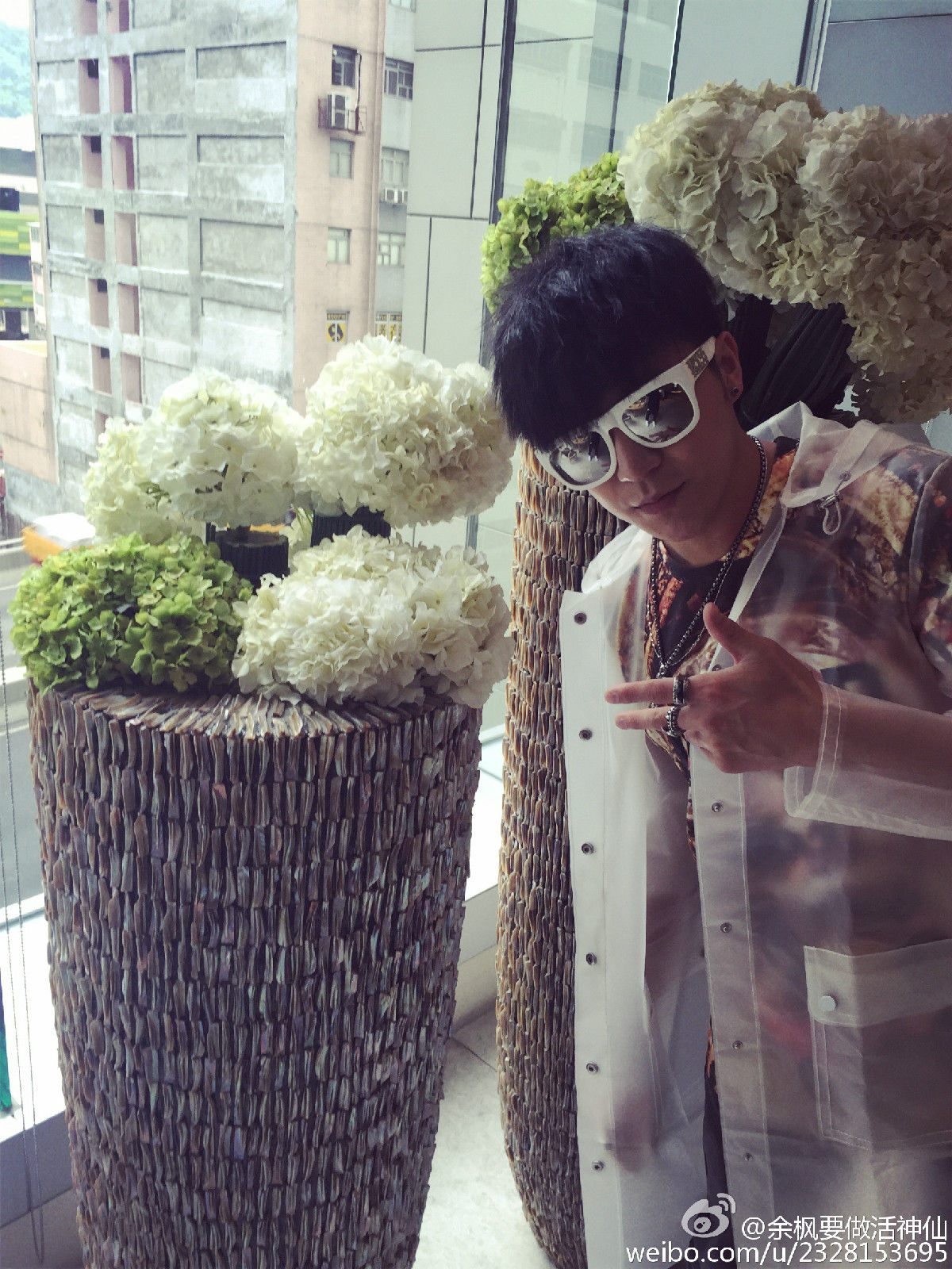  p data-id="gnsnuli2wc">余枫,1992年9月6日出生于湖北省武汉市,毕业