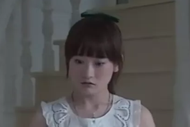 李小薇