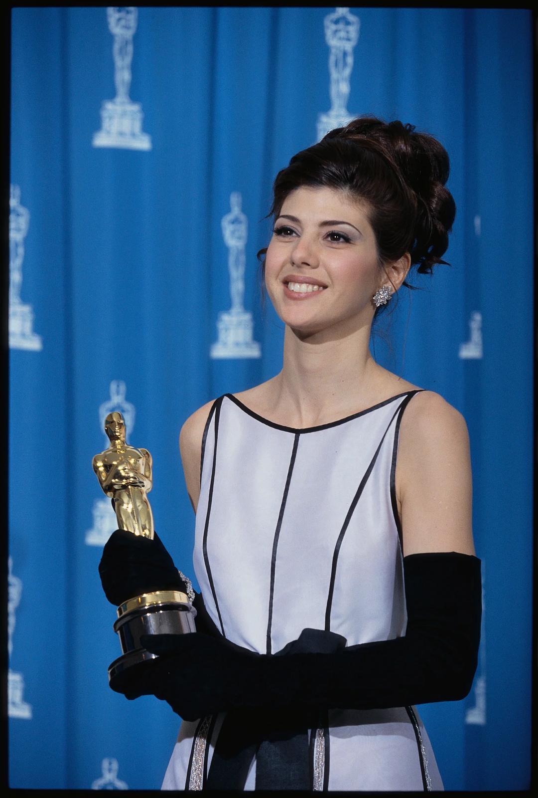 玛丽莎·托梅(marisatomei)是一名美国演员,凭其在影片《摔跤手(the