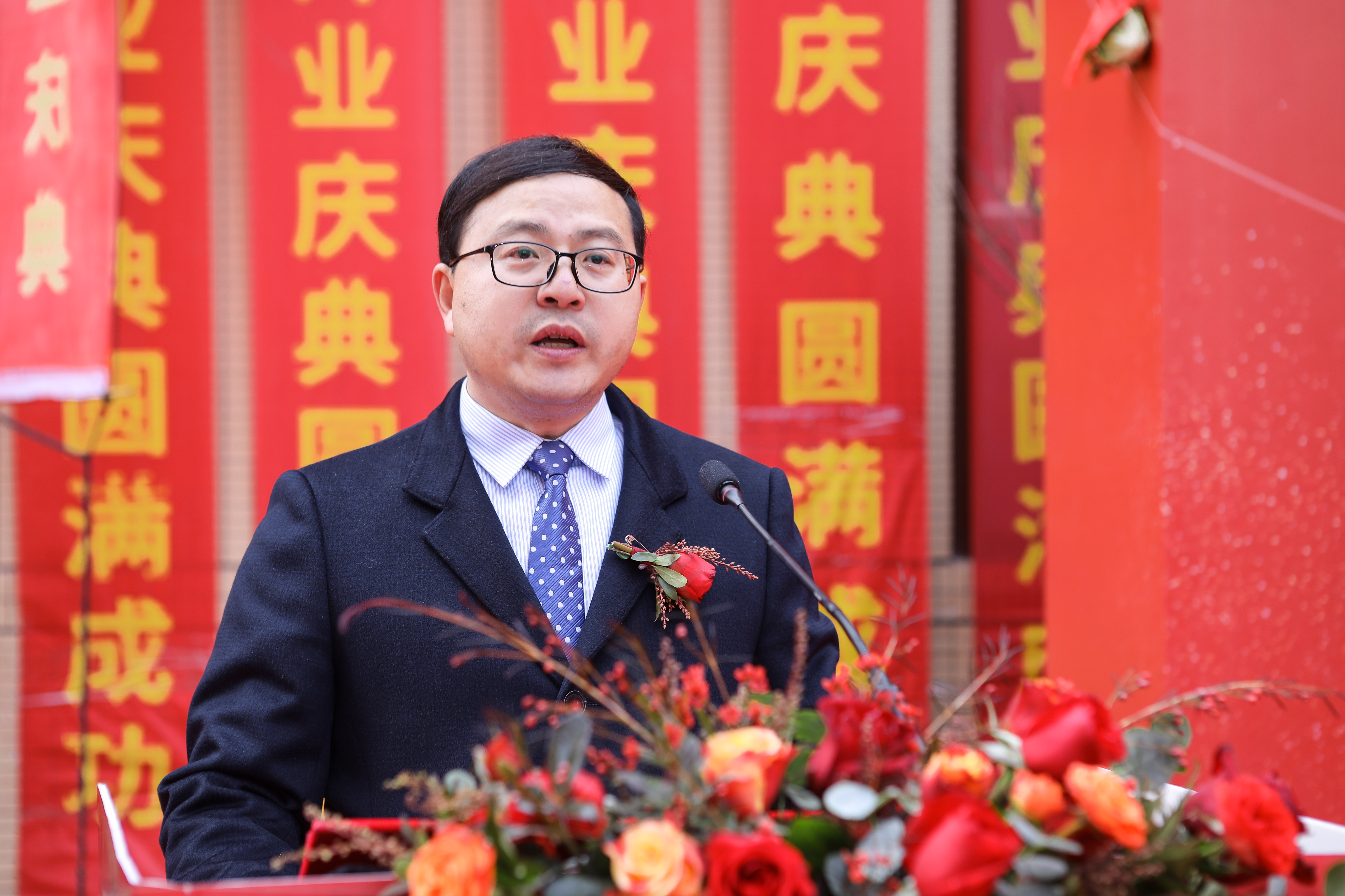 钟浩,研究员,成都达硕实验动物有限公司董事长,重庆百斯达生物科技