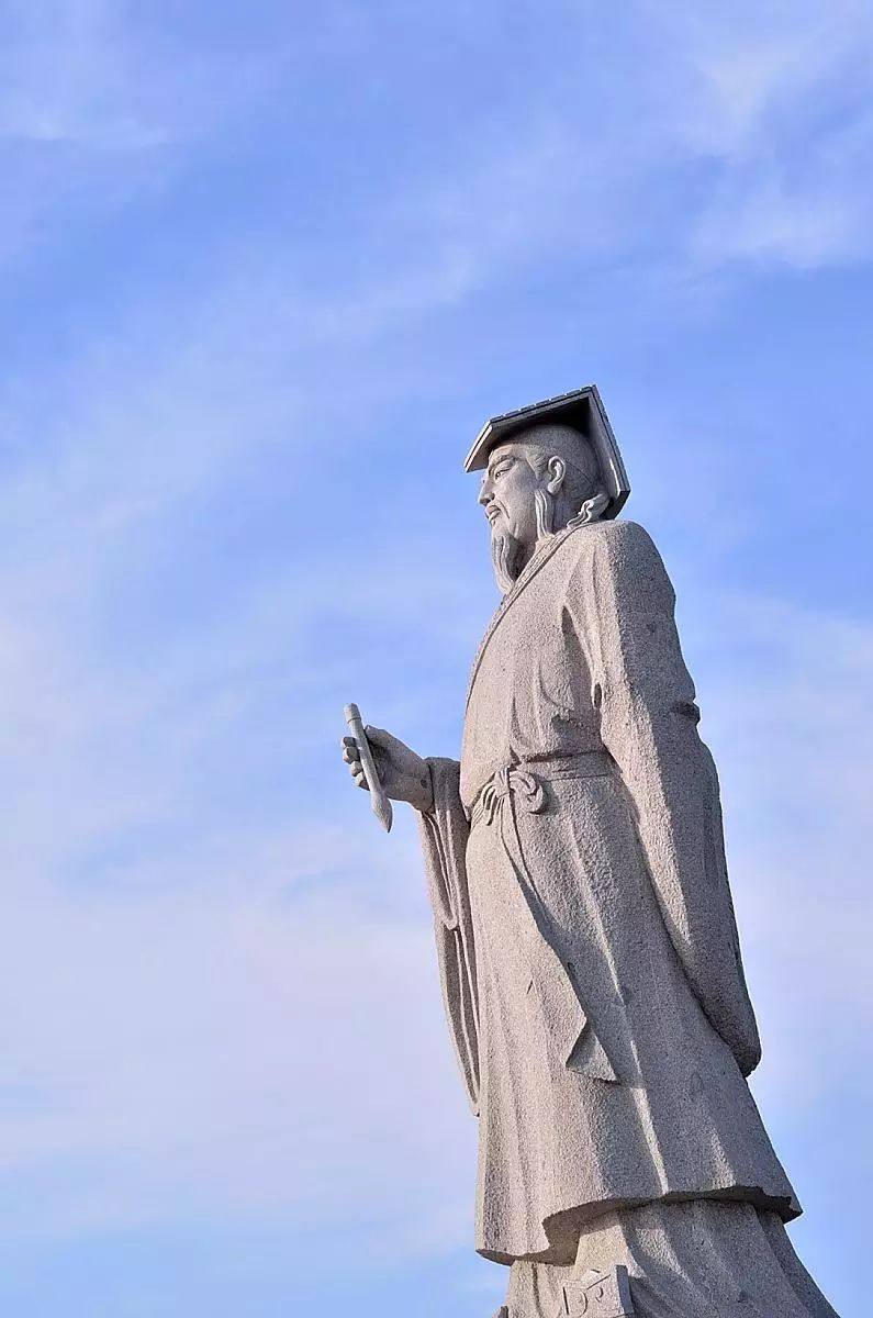 三国时期的钟繇书法，篆隶楷行草各体，无一不精_百科TA说