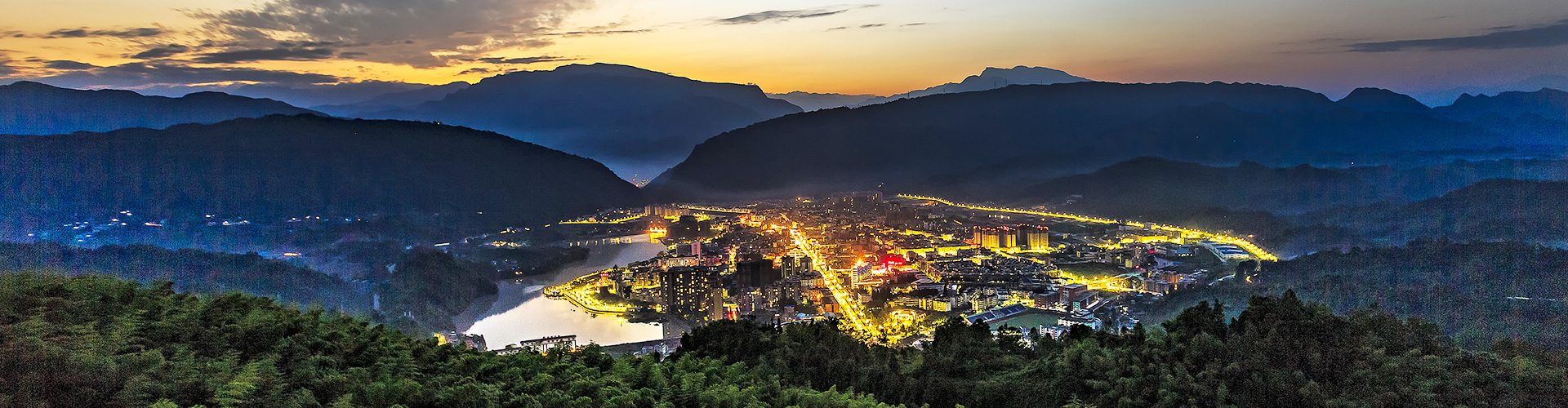  p>天全县,隶属于四川省 a target="_blank" href="/item/雅安市