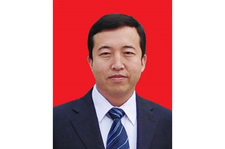  p>李向荣, a target="_blank" href="/item/兰州市第三中学/3880011"