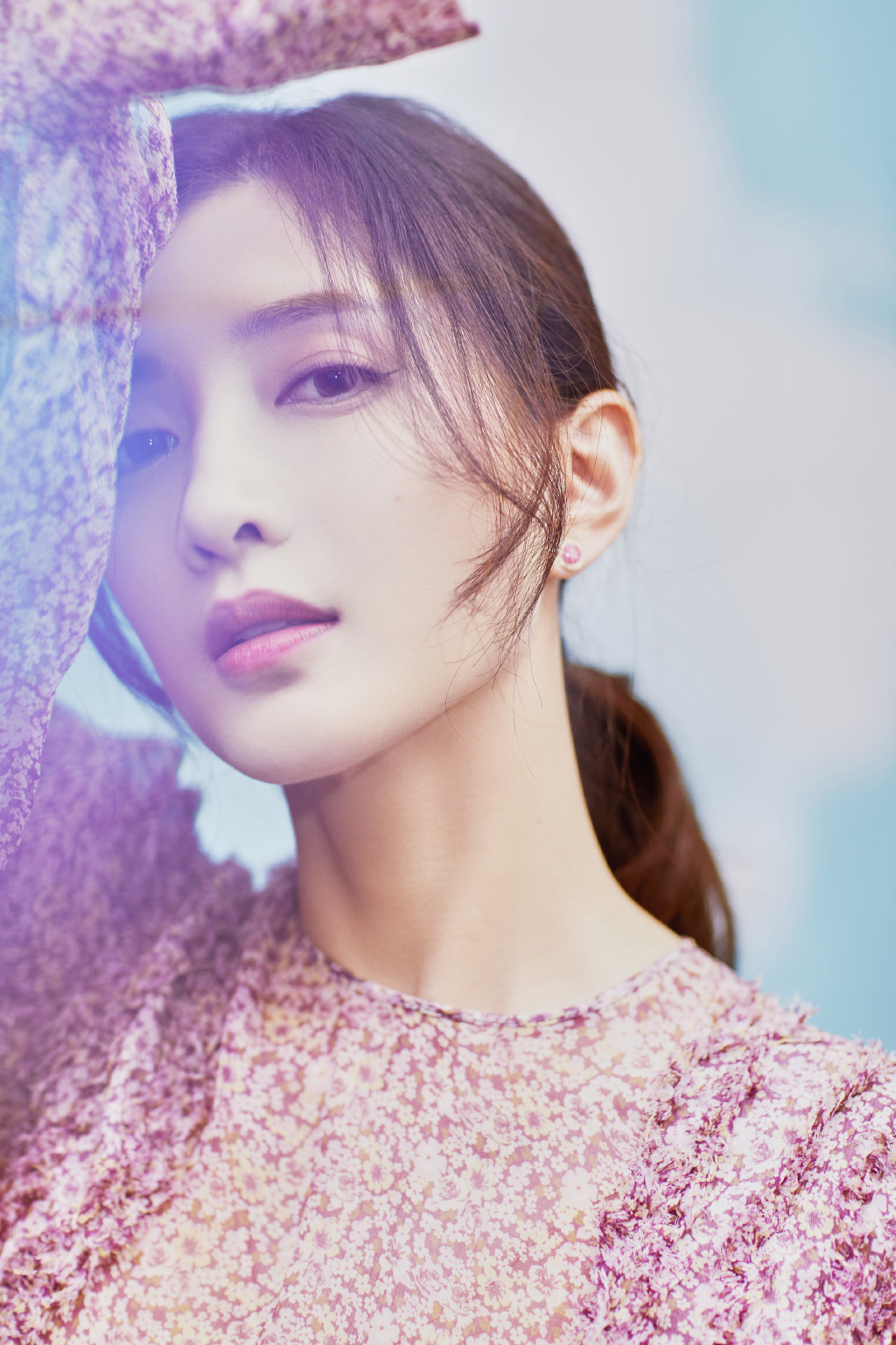  p>江疏影,1986年9月1日出生于上海,中国内地女演员,毕业于 a target=