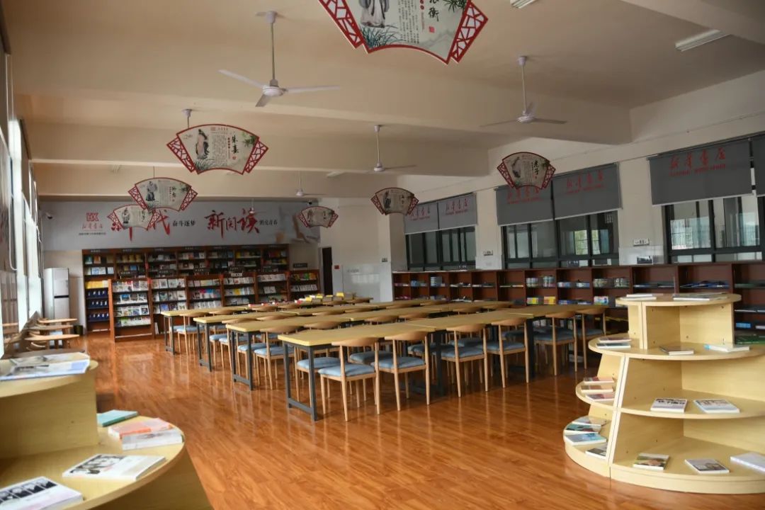  p>浏阳市第十中学,简称浏阳十中,创办于1958年,位于浏阳市城区 a