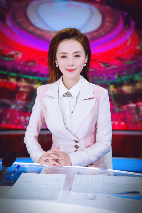 杨一（CCTV5《体育世界》主持人）_百度百科
