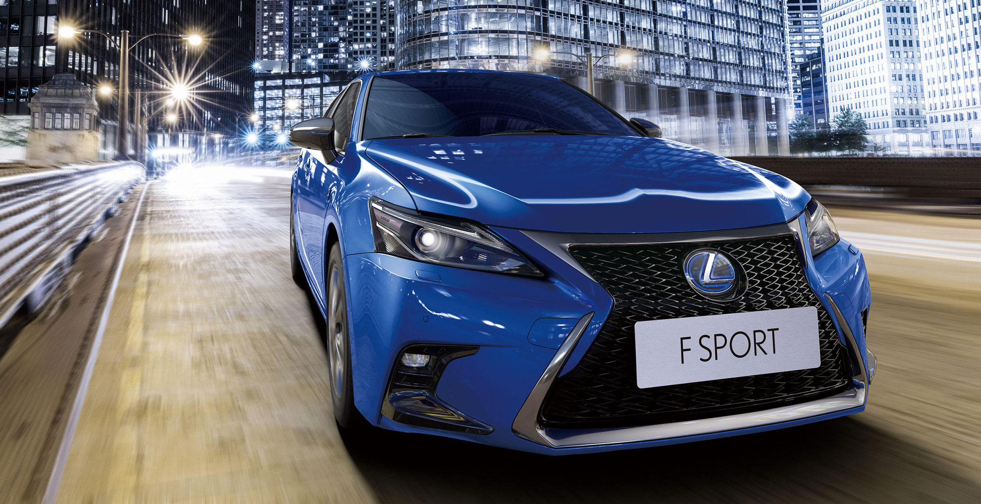 轿车ct200h作为lexus雷克萨斯引入中国市场的第四款油电混合动力车型