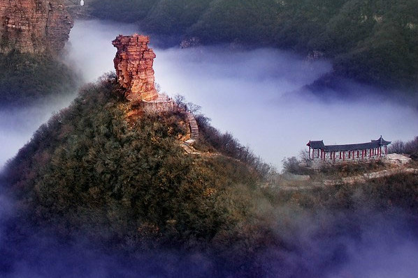 data-lemmaid="8343118">涡阳县 /a>龙山镇内,龙山镇即是因龙山而得名