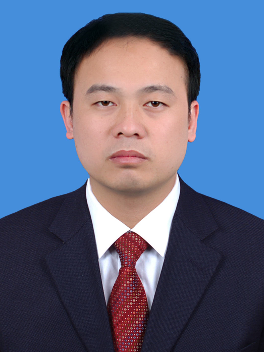  /p> p>现任贵州省从江县人力资源和社会保障局党组成员,社会保险事业