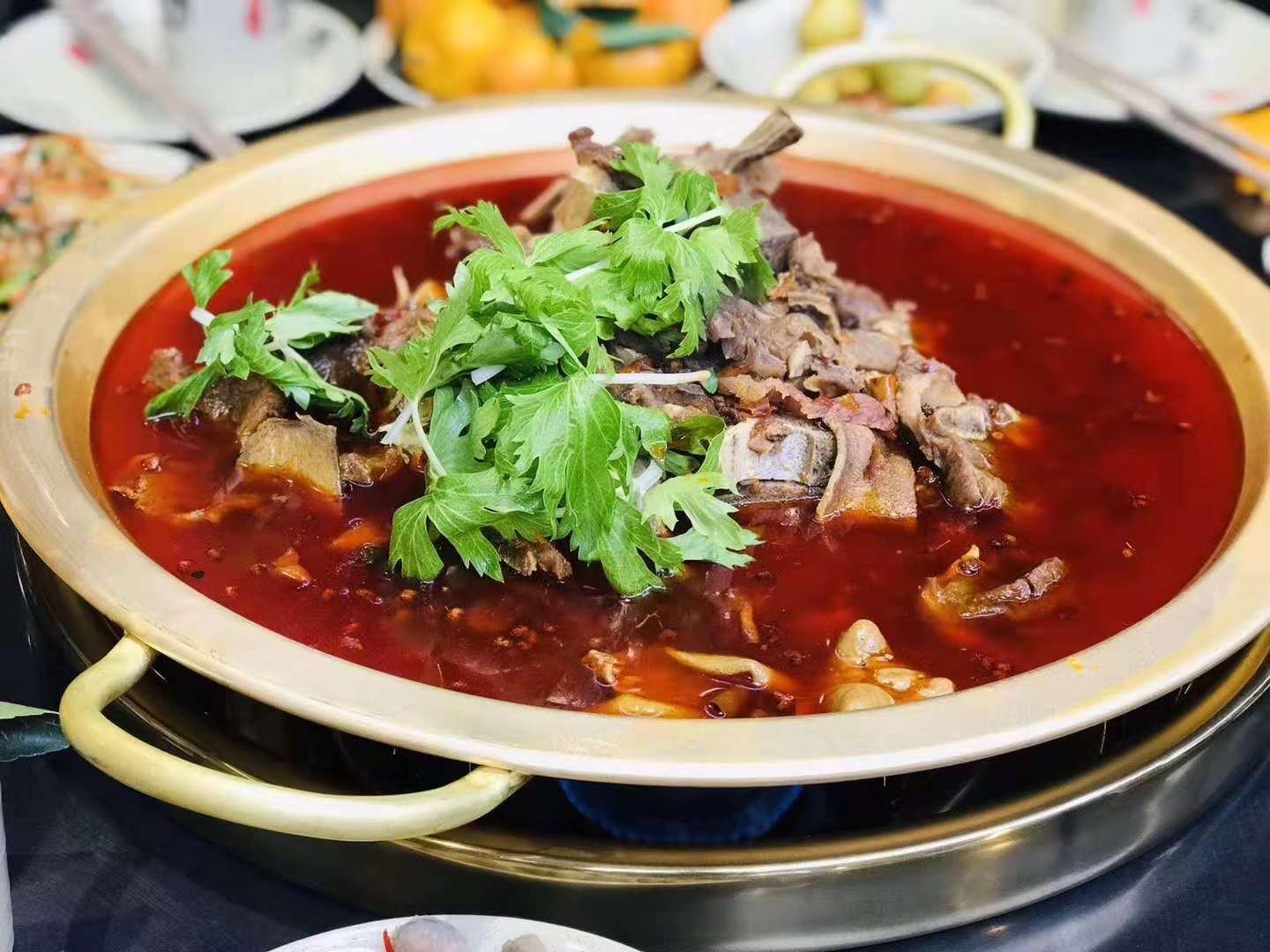 牛肉骨头火锅