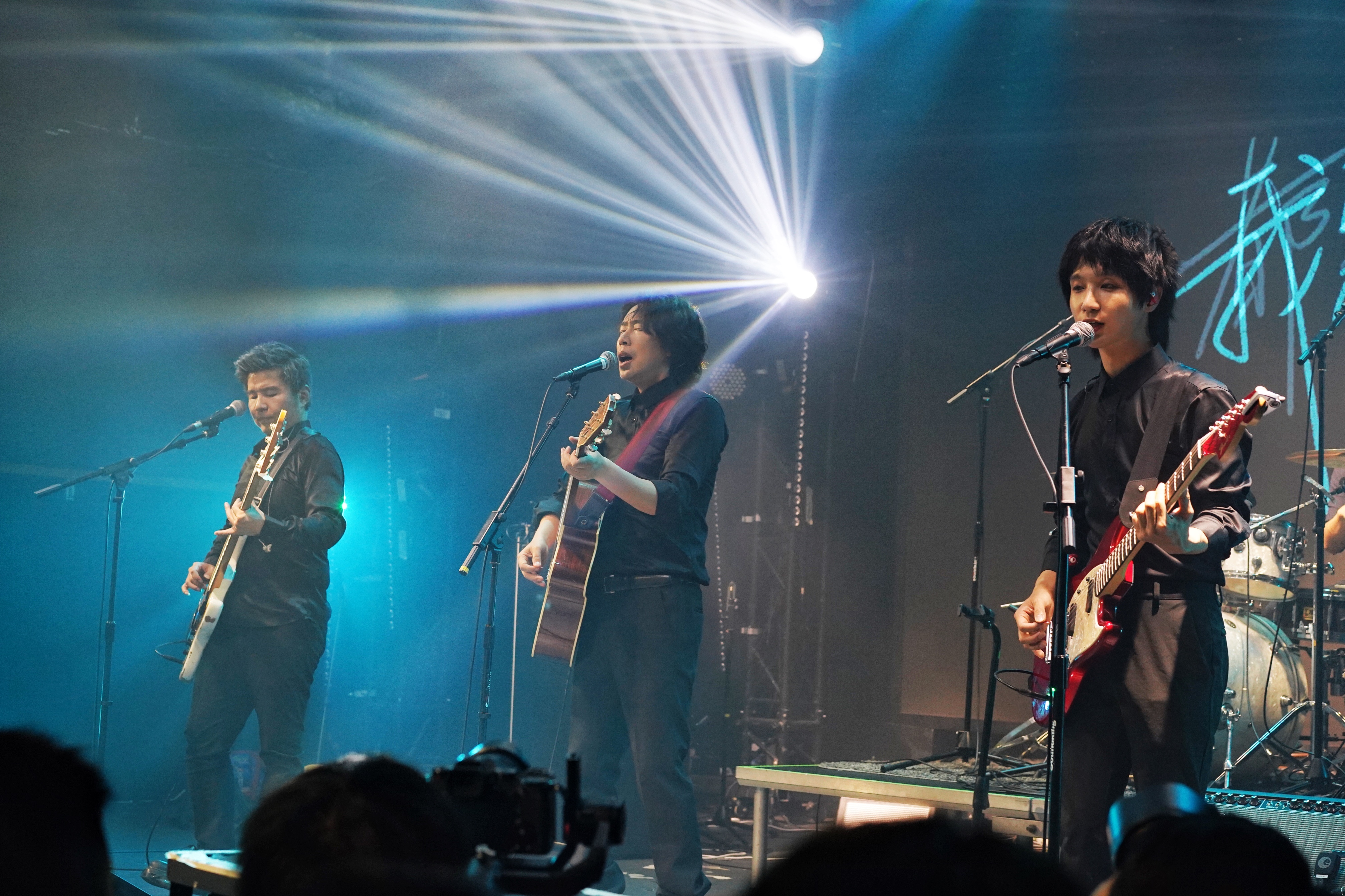  p>水木年华,中国内地人文民谣歌唱组合,名字取自于" a target="