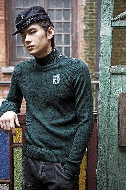  p>王睿,1986年7月19日出生于江苏省徐州市,中国内地影视男演员,流行